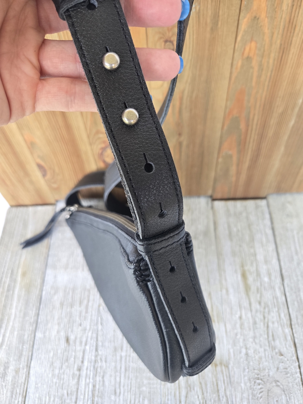 The Sak Tess Sling Black 100% Leather Pebbled Crescent Crossbody - Picture 8 of 16